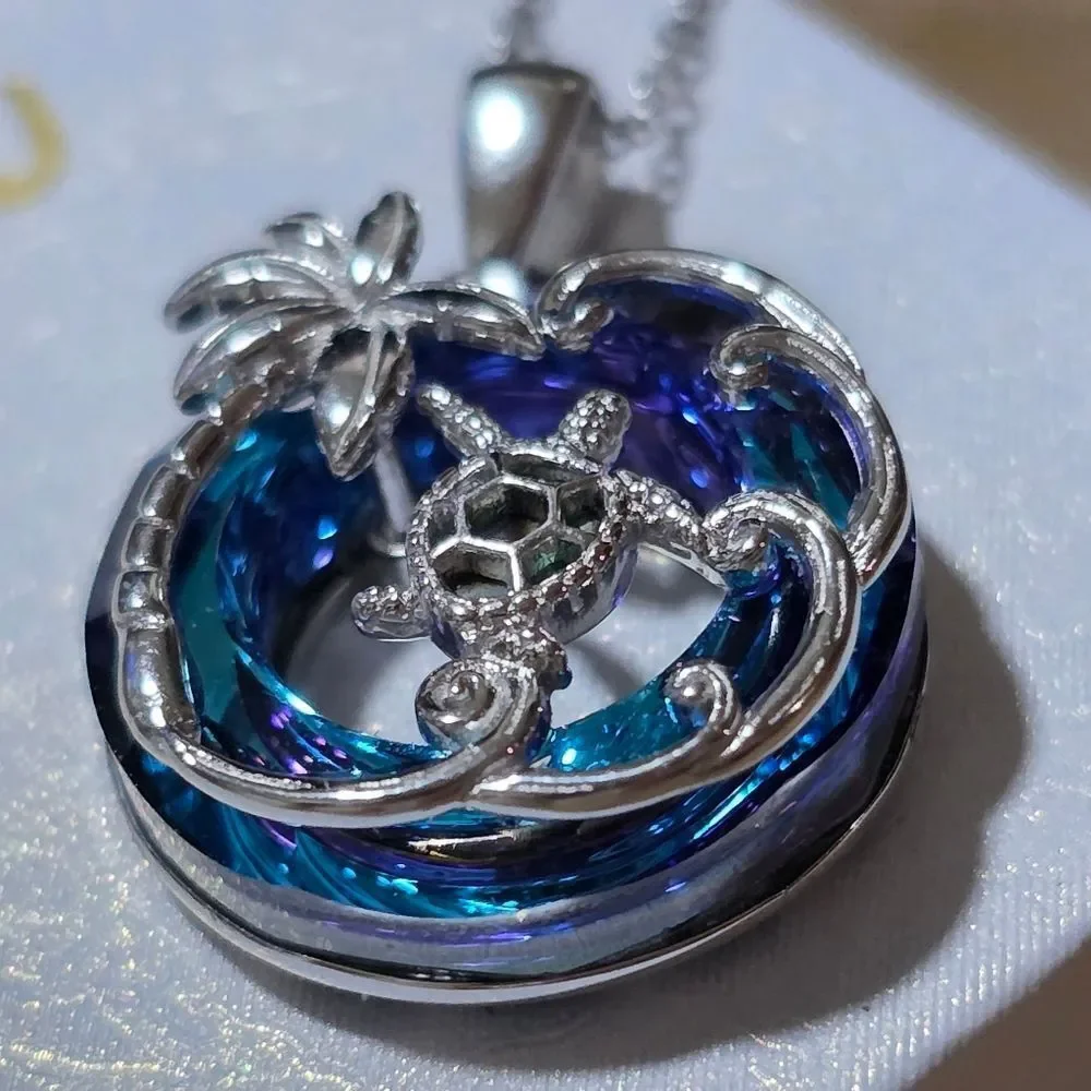 📷💬🩵⏭️NIB Blue Crystal Sterling Silver Sea Turtle Tropical Pendant Necklace